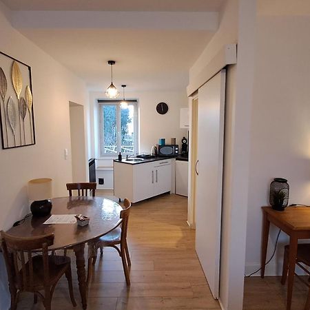 Appartement Confort Deux Etoiles โดล ภายนอก รูปภาพ